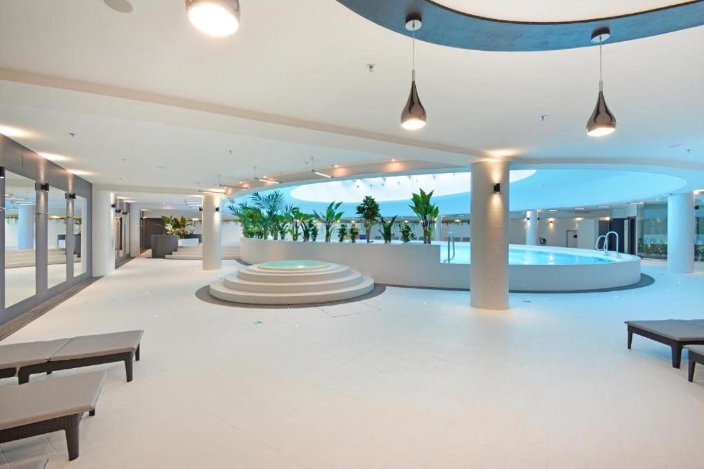 שצ'צ'ין Sky Apartments Old Town מראה חיצוני תמונה